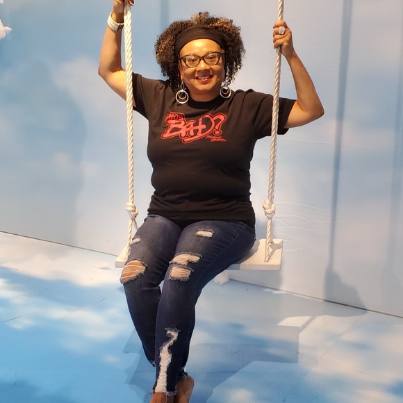 Meet your Posher, Pamela - Picture 1 of 1